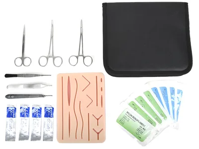 Kit de antrenament pentru suturare (Pad + instrumente + sutură)