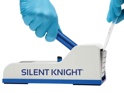 Silent Knight dispozitiv pentru zdrobirea pilulelor